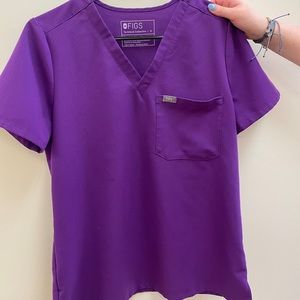 FIGS Catarina One Pocket Scrub Top